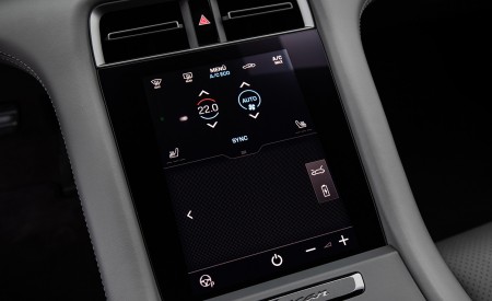 2021 Porsche Taycan (Color: Frozen Berry Metallic) Central Console Wallpapers 450x275 (201)