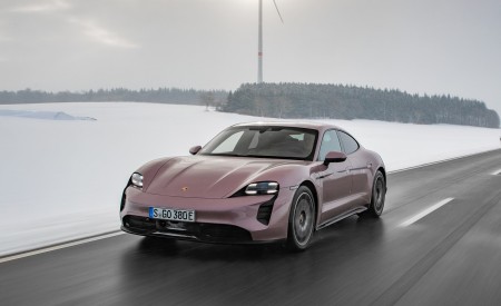 2021 Porsche Taycan (Color: Frozen Berry Metallic) Front Three-Quarter Wallpapers 450x275 (148)