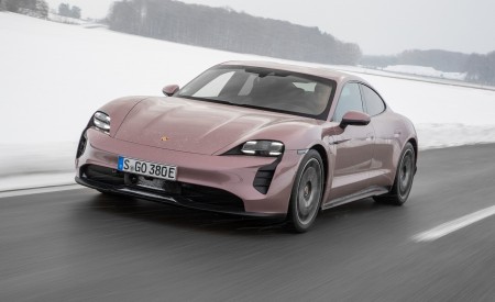 2021 Porsche Taycan (Color: Frozen Berry Metallic) Front Wallpapers 450x275 (153)