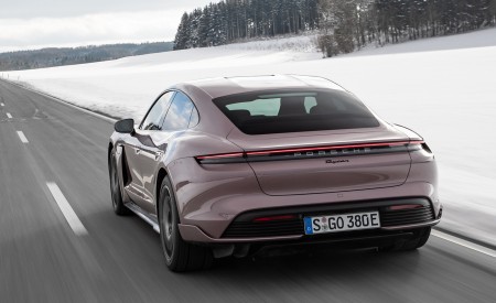 2021 Porsche Taycan (Color: Frozen Berry Metallic) Rear Three-Quarter Wallpapers 450x275 (142)