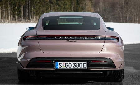 2021 Porsche Taycan (Color: Frozen Berry Metallic) Rear Wallpapers 450x275 (177)