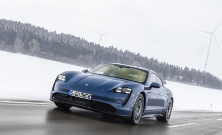 2021 Porsche Taycan (Color: Neptune Blue) Front Wallpapers 450x275 (4)