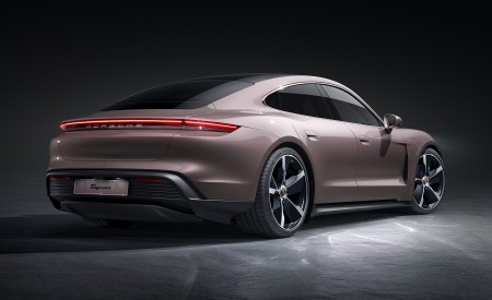 2021 Porsche Taycan Rear Three-Quarter Wallpapers 450x275 (210)