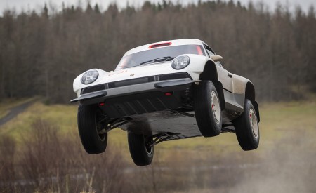 2021 Singer Porsche 911 All-terrain Competition Study Off-Road Wallpapers 450x275 (20)