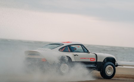 2021 Singer Porsche 911 All-terrain Competition Study Off-Road Wallpapers 450x275 (9)