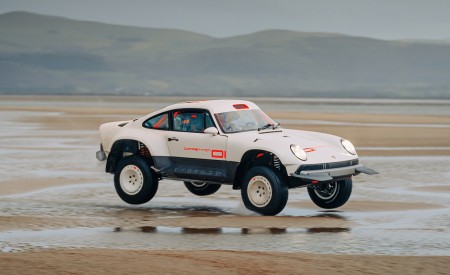 2021 Singer Porsche 911 All-terrain Competition Study Off-Road Wallpapers 450x275 (8)