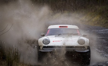 2021 Singer Porsche 911 All-terrain Competition Study Off-Road Wallpapers  450x275 (27)