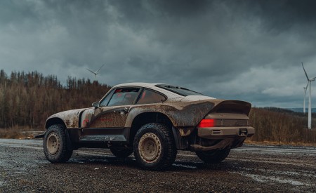 2021 Singer Porsche 911 All-terrain Competition Study Rear Three-Quarter Wallpapers 450x275 (24)