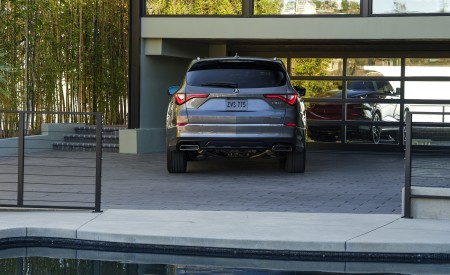 2022 Acura MDX Advance Rear Wallpapers 450x275 (13)
