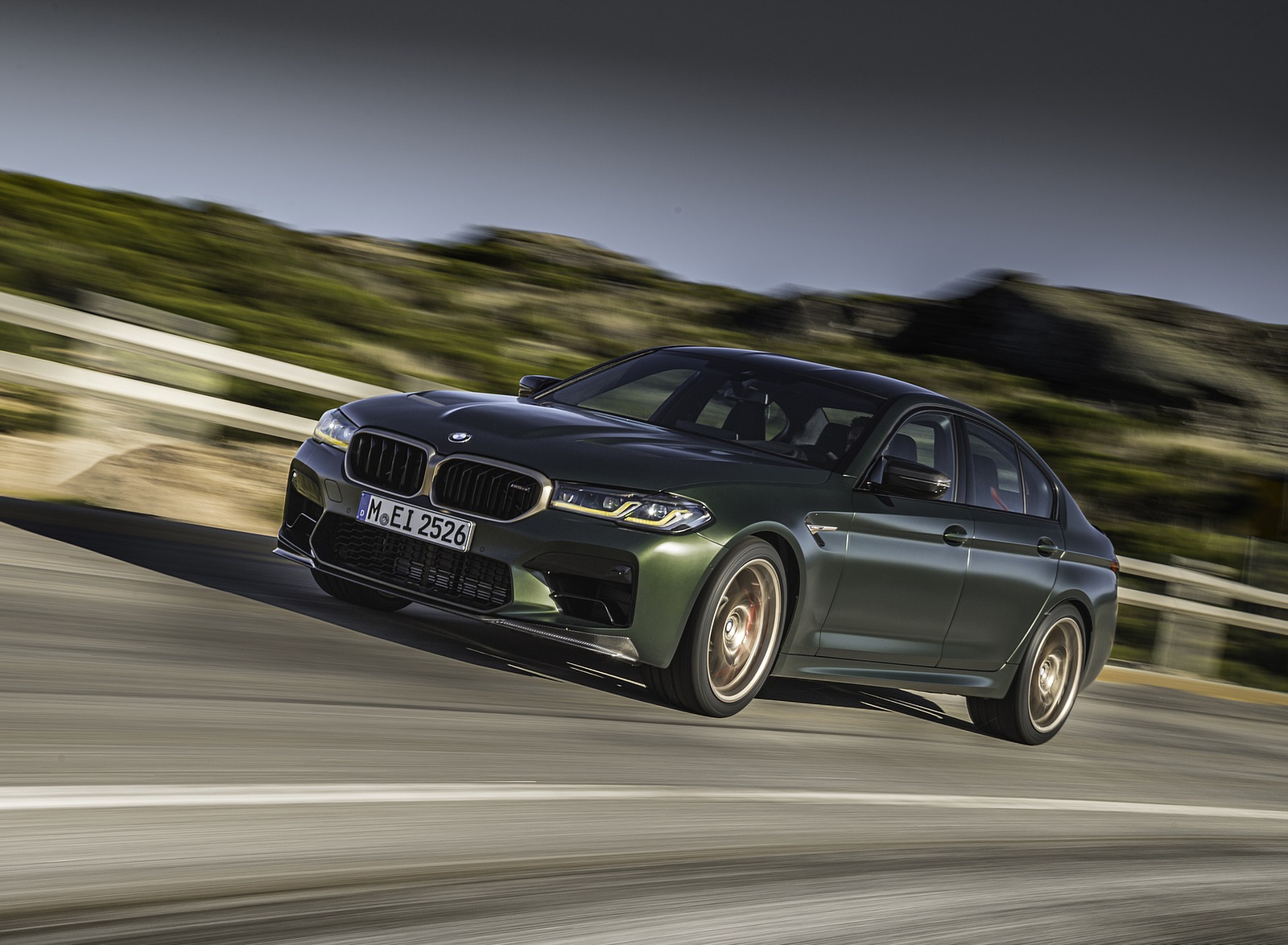 2022 BMW M5 CS Front Three-Quarter Wallpapers  (6)