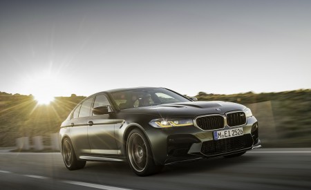 2022 BMW M5 CS Front Three-Quarter Wallpapers  450x275 (31)