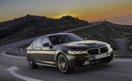 2022 BMW M5 CS Front Three-Quarter Wallpapers  450x275 (19)