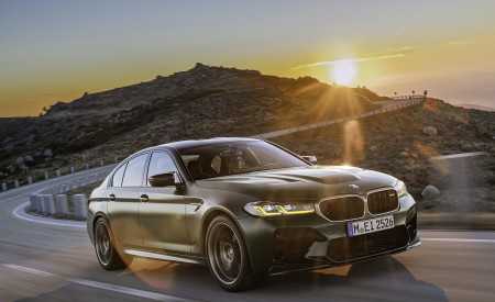 2022 BMW M5 CS Front Three-Quarter Wallpapers  450x275 (23)