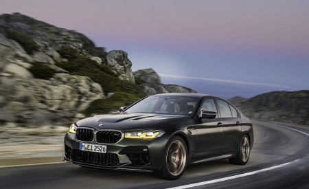 2022 BMW M5 CS Front Three-Quarter Wallpapers  450x275 (36)