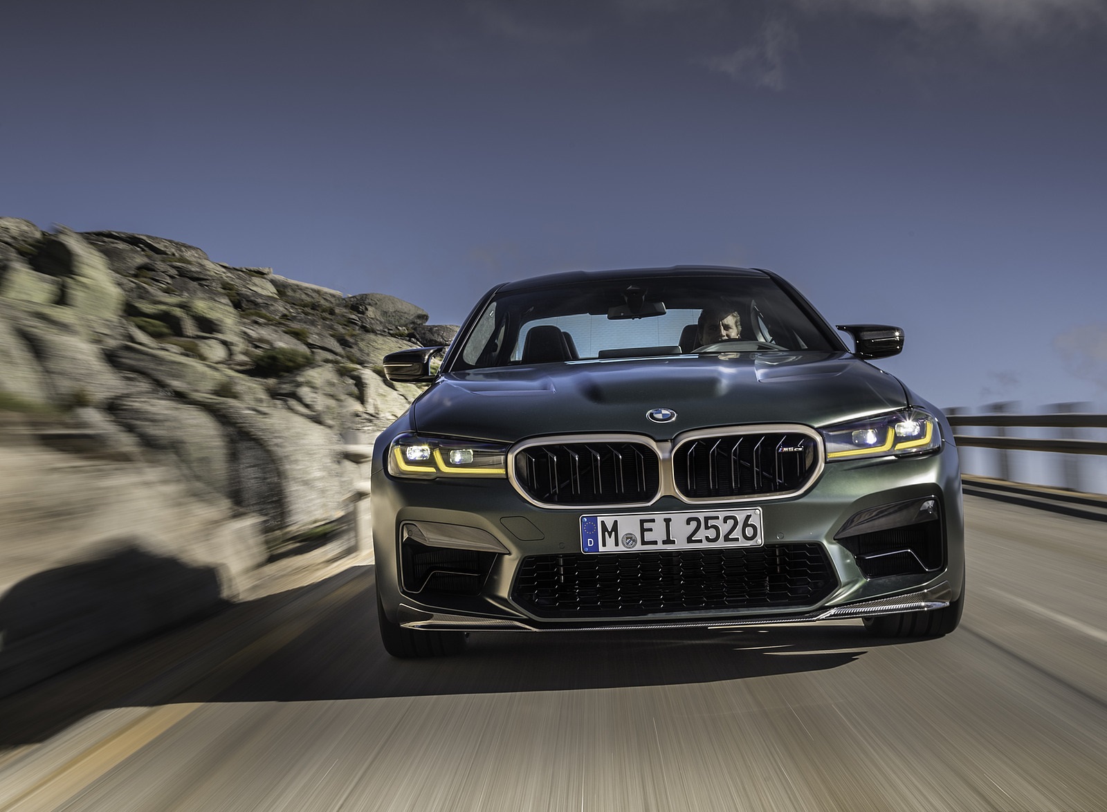 2022 BMW M5 CS Front Wallpapers  (11)