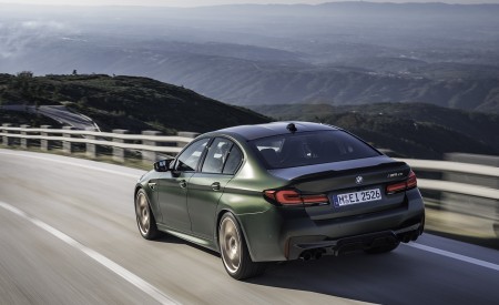 2022 BMW M5 CS Rear Three-Quarter Wallpapers  450x275 (39)