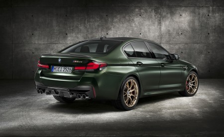 2022 BMW M5 CS Rear Three-Quarter Wallpapers 450x275 (129)