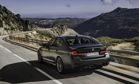2022 BMW M5 CS Rear Three-Quarter Wallpapers 450x275 (49)