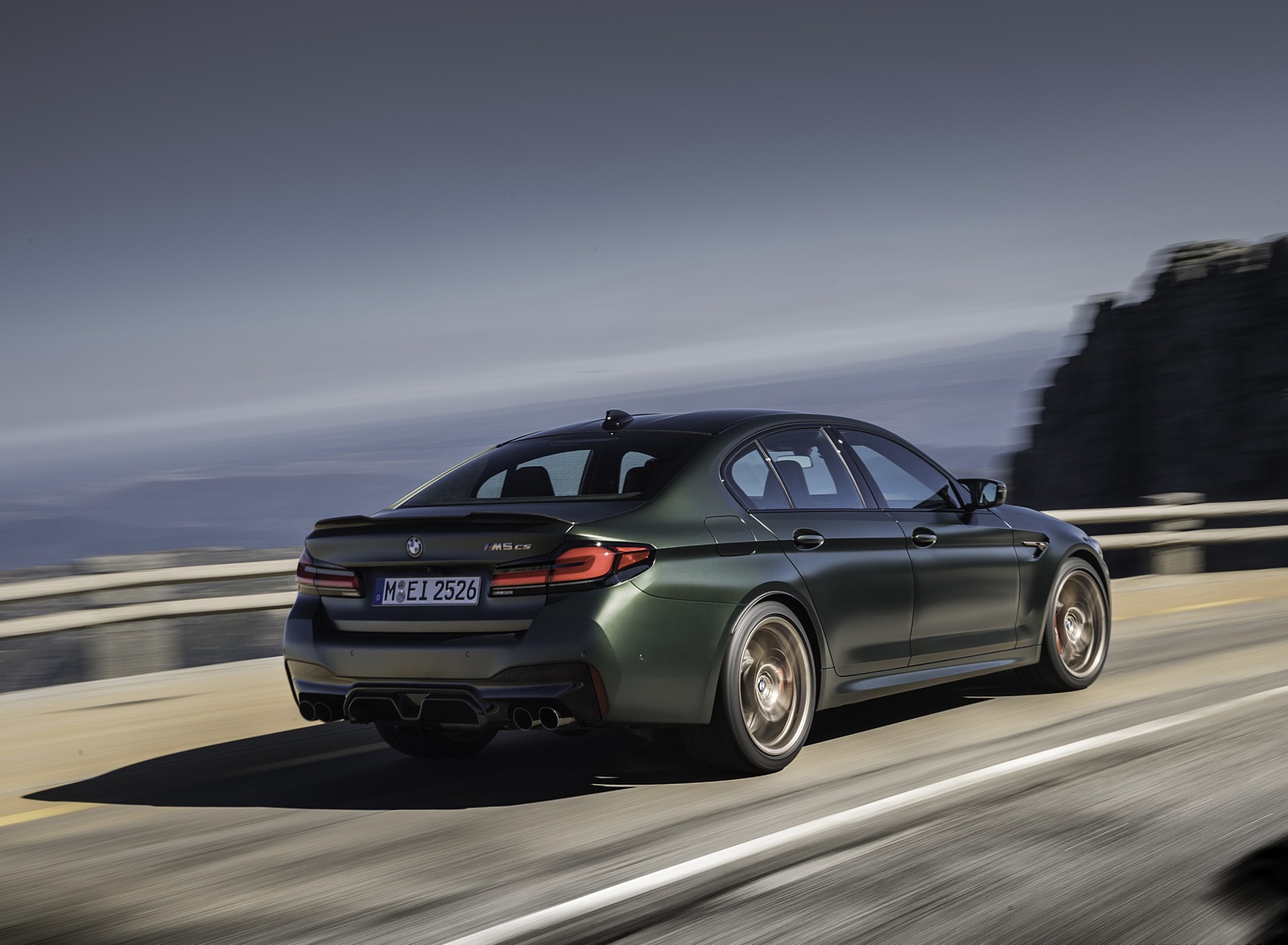 2022 BMW M5 CS Rear Three-Quarter Wallpapers (14)