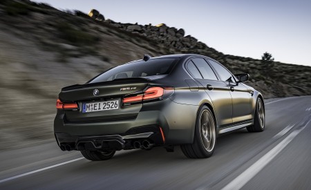 2022 BMW M5 CS Rear Three-Quarter Wallpapers 450x275 (5)