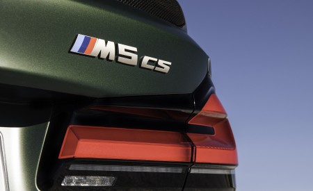 2022 BMW M5 CS Tail Light Wallpapers 450x275 (102)