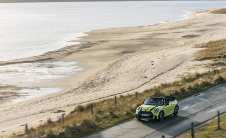 2022 MINI Convertible Front Three-Quarter Wallpapers  450x275 (27)