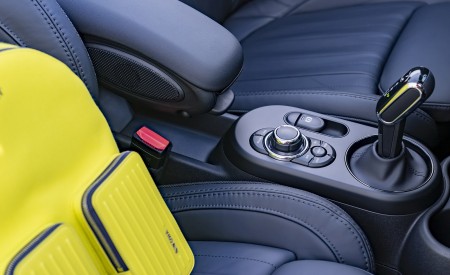 2022 MINI Convertible Interior Detail Wallpapers  450x275 (67)