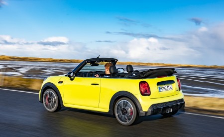 2022 MINI Convertible Rear Three-Quarter Wallpapers 450x275 (17)