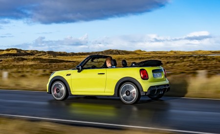 2022 MINI Convertible Rear Three-Quarter Wallpapers  450x275 (22)