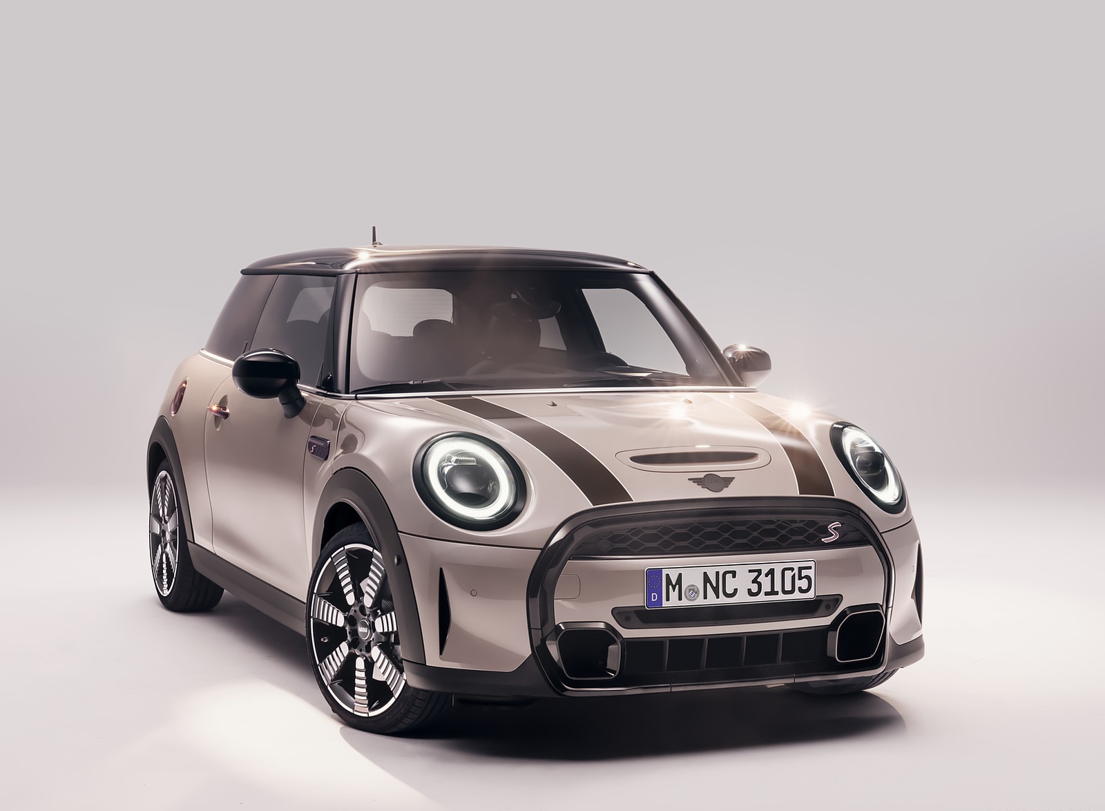 2022 MINI Cooper S Hardtop 2 Door Front Three-Quarter Wallpapers (2)