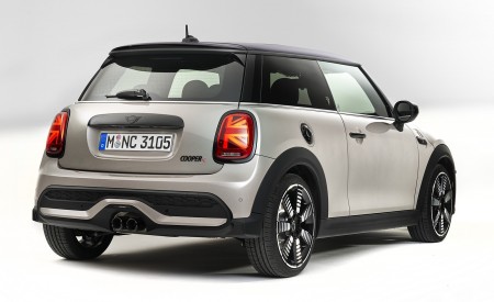 2022 MINI Cooper S Hardtop 2 Door Rear Three-Quarter Wallpapers 450x275 (9)
