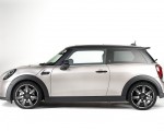 2022 MINI Cooper S Hardtop 2 Door Side Wallpapers 150x120 (11)