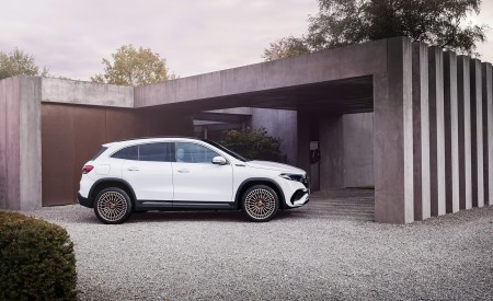 2022 Mercedes-Benz EQA EQA 250 Edition 1 (Color: Digital White) Side Wallpapers 450x275 (32)