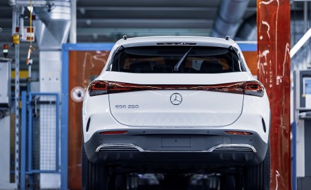 2022 Mercedes-Benz EQA Production Wallpapers 450x275 (87)