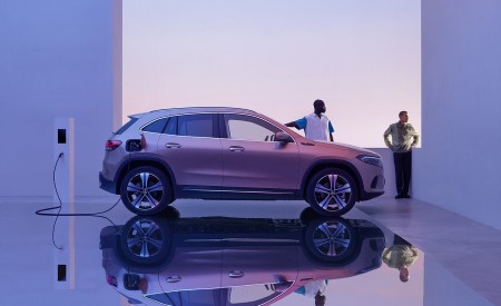 2022 Mercedes-Benz EQA Side Wallpapers 450x275 (63)