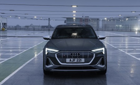 2021 Audi e-tron S Sportback (UK-Spec) Front Wallpapers 450x275 (41)