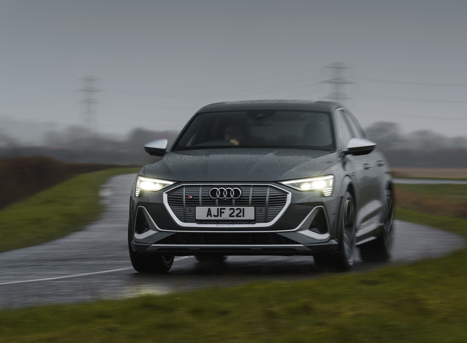 2021 Audi e-tron S Sportback (UK-Spec) Front Wallpapers #28 of 119
