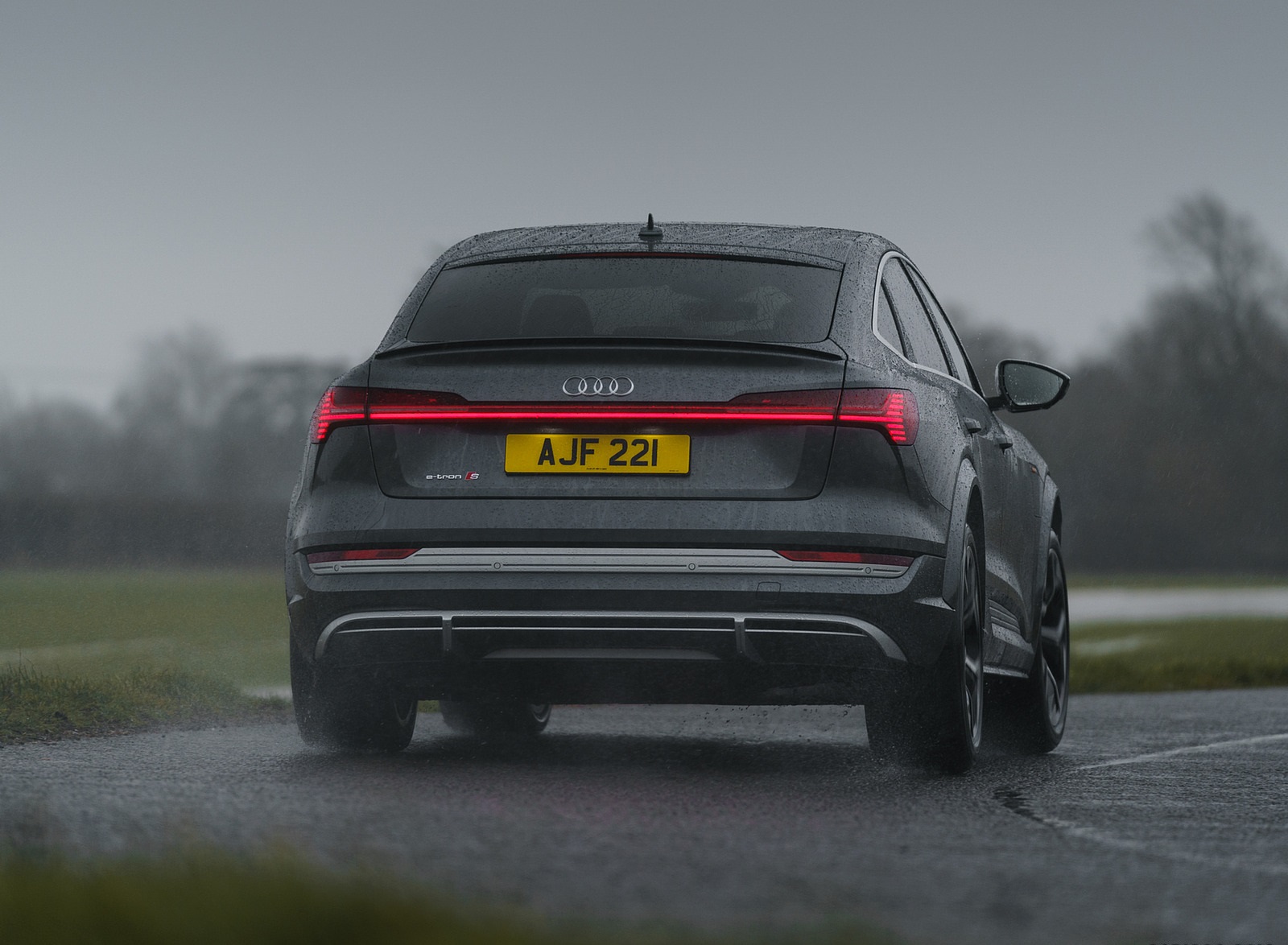 2021 Audi e-tron S Sportback (UK-Spec) Rear Wallpapers  #22 of 119