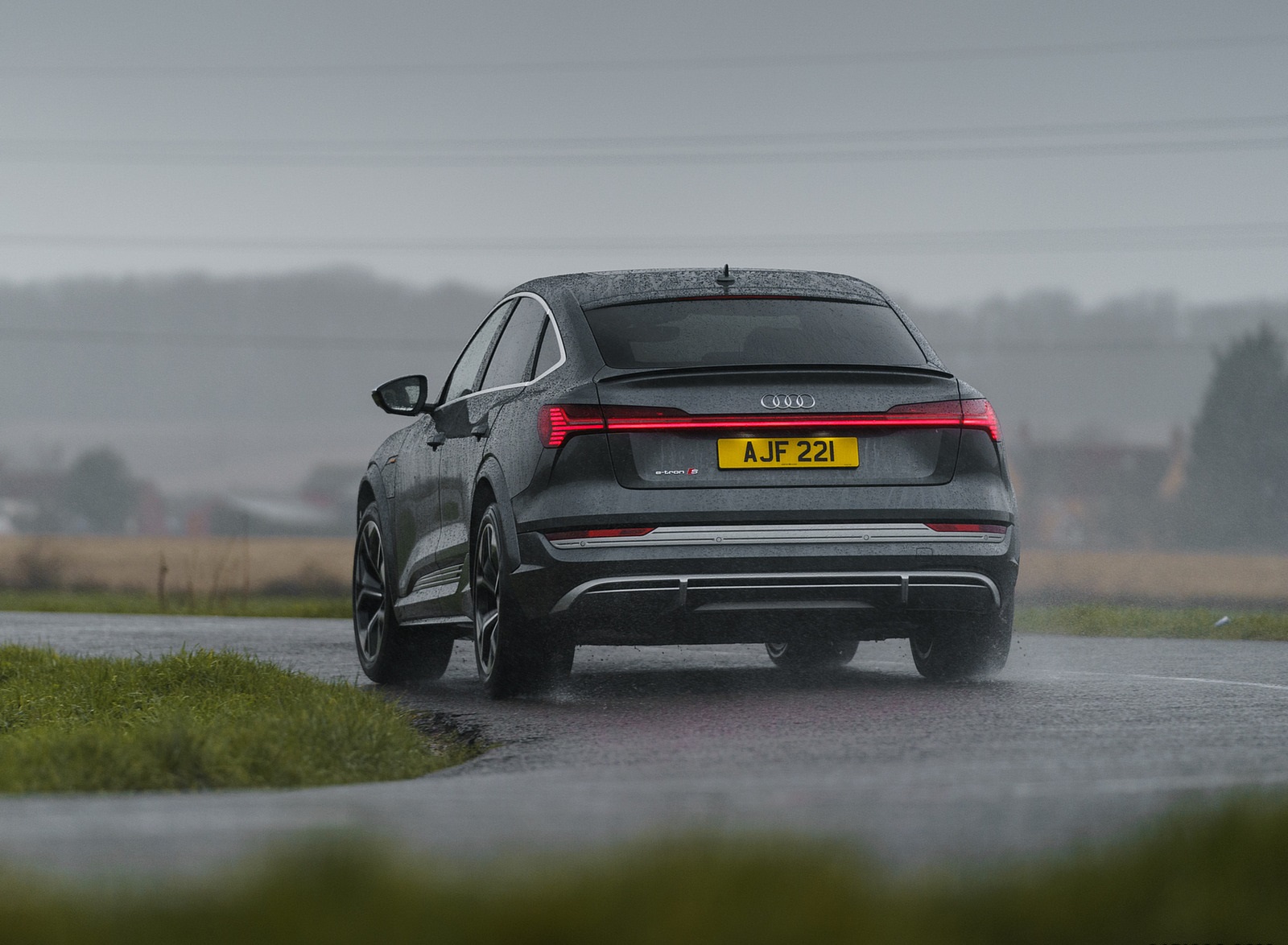 2021 Audi e-tron S Sportback (UK-Spec) Rear Wallpapers  #36 of 119