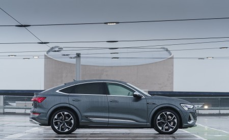 2021 Audi e-tron S Sportback (UK-Spec) Side Wallpapers 450x275 (53)