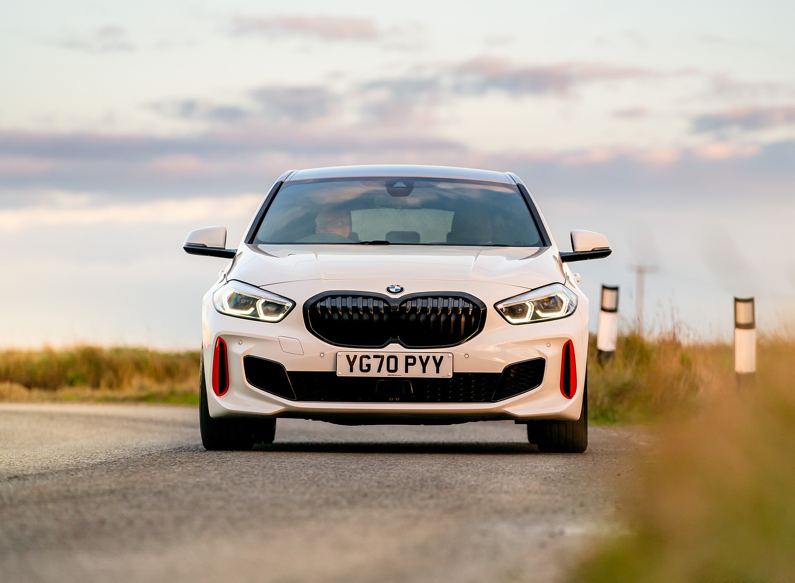 2021 BMW 128ti (UK-Spec) Front Wallpapers (12)