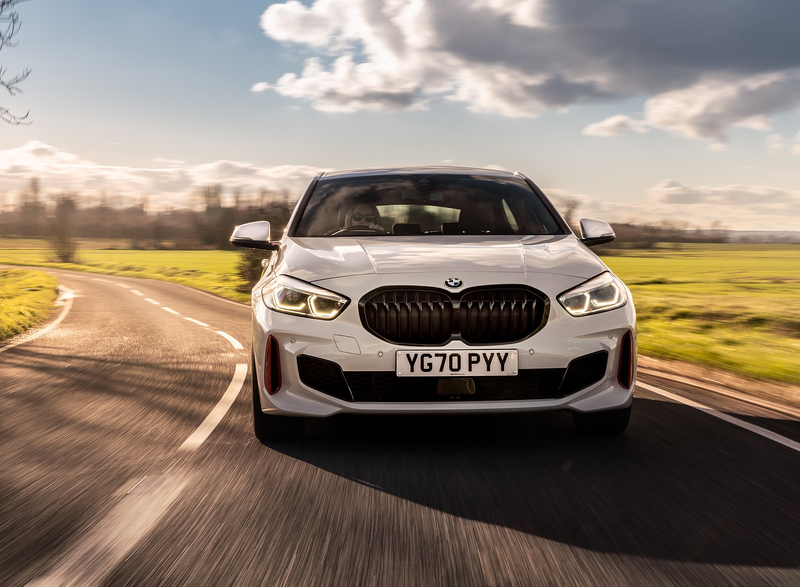 2021 BMW 128ti (UK-Spec) Front Wallpapers (2)