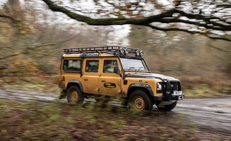 2021 Land Rover Defender Works V8 Trophy Front Three-Quarter Wallpapers  450x275 (26)