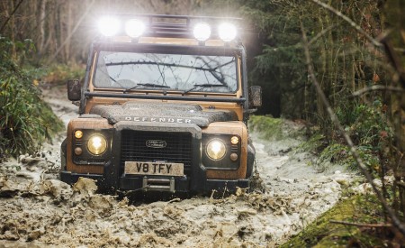 2021 Land Rover Defender Works V8 Trophy Off-Road Wallpapers  450x275 (16)