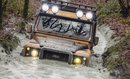 2021 Land Rover Defender Works V8 Trophy Off-Road Wallpapers 450x275 (21)