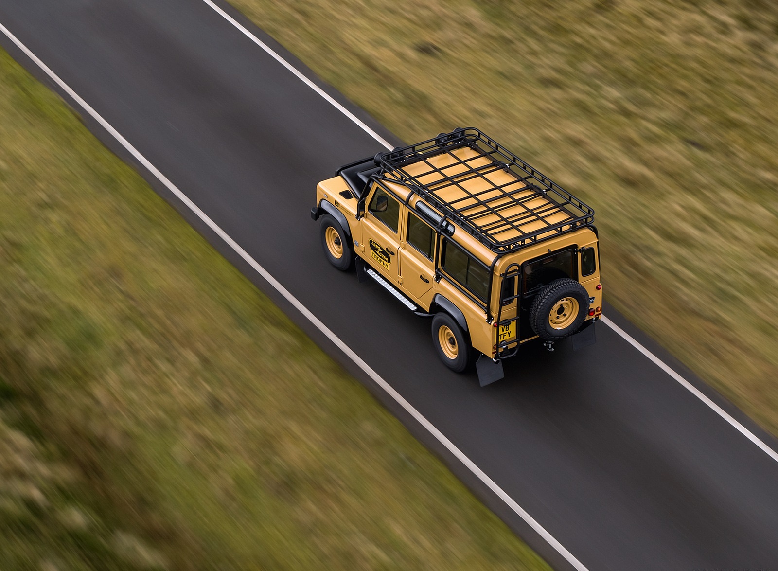 2021 Land Rover Defender Works V8 Trophy Top Wallpapers (9)