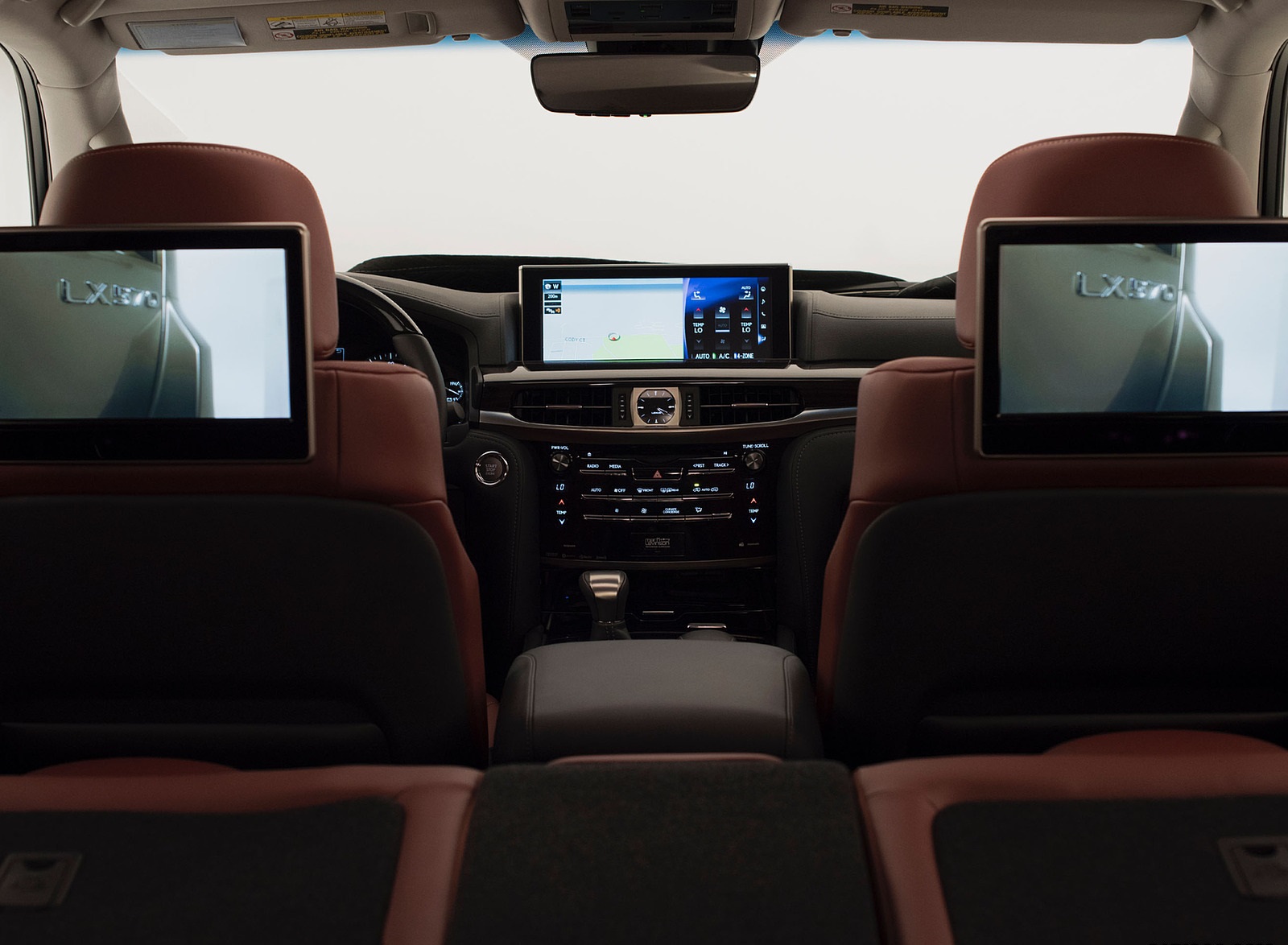 2021 Lexus LX 570 Rear Seat Entertainment System Wallpapers #24 of 26