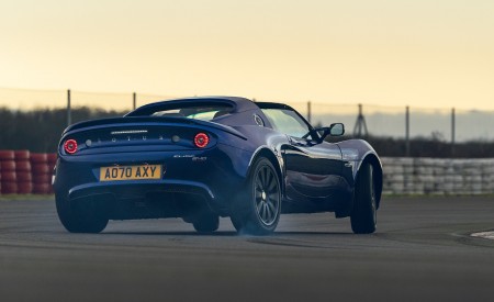 2021 Lotus Elise Sport 240 Final Edition Rear Three-Quarter Wallpapers 450x275 (6)