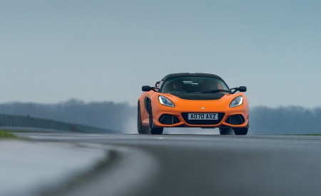 2021 Lotus Exige Sport 390 Final Edition Front Wallpapers 450x275 (14)