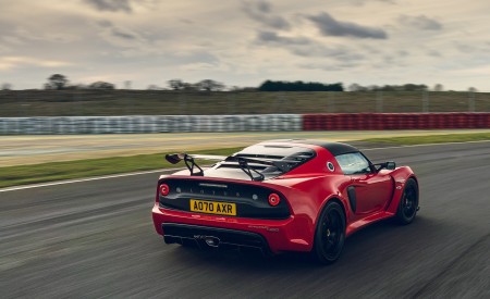 2021 Lotus Exige Sport 420 Final Edition Rear Three-Quarter Wallpapers 450x275 (14)